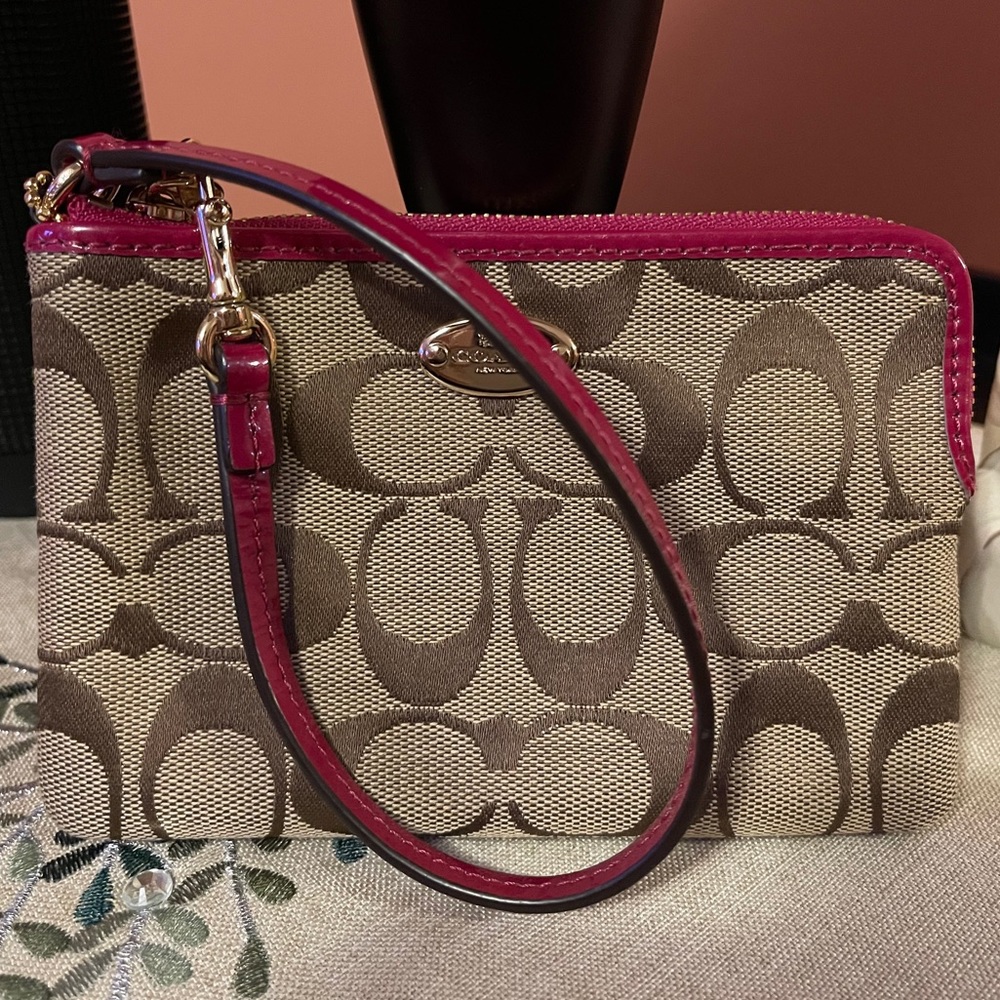 Small Coach Wristlet